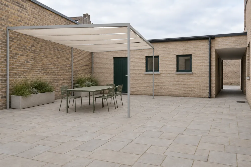 Hypothetical proposal in the same courtyard: canopy, table, movable chairs and planters to the left; right passage remains visually open.