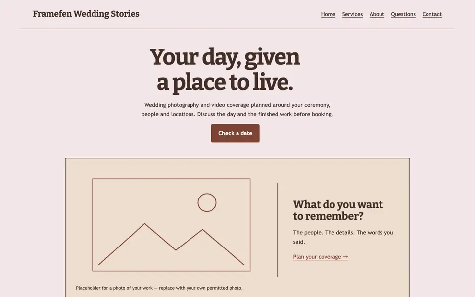 Look 3, Wedding album opening: sample home page on a computer